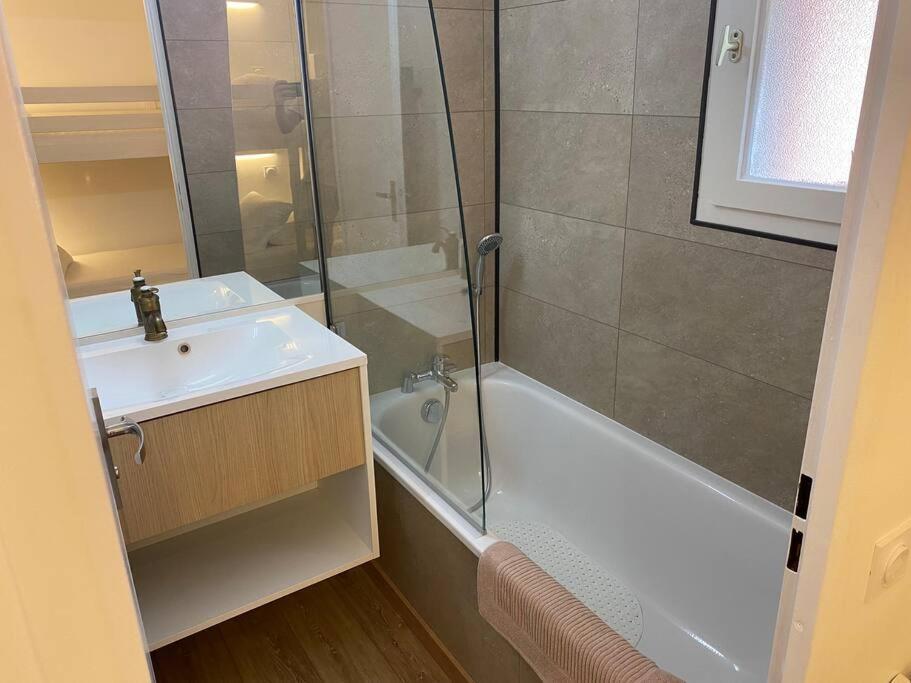 Appartement Residence Vacances Amandier อาร์ลส์ ภายนอก รูปภาพ