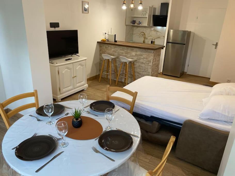 Appartement Residence Vacances Amandier อาร์ลส์ ภายนอก รูปภาพ