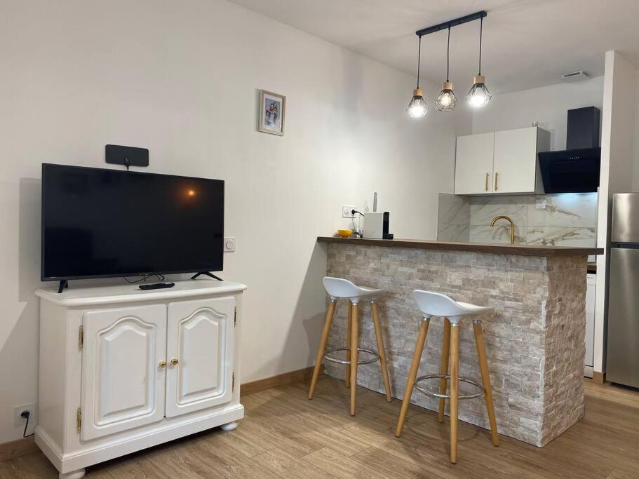 Appartement Residence Vacances Amandier อาร์ลส์ ภายนอก รูปภาพ