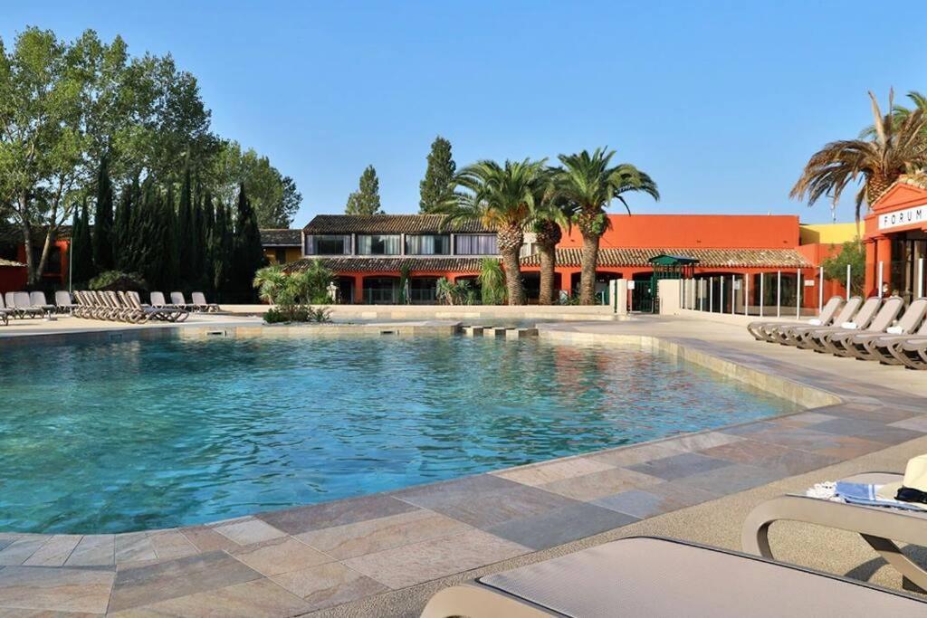 Appartement Residence Vacances Amandier อาร์ลส์ ภายนอก รูปภาพ